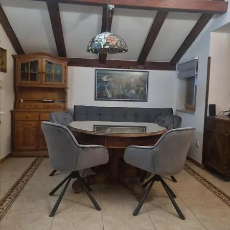 Veronica Appartement *